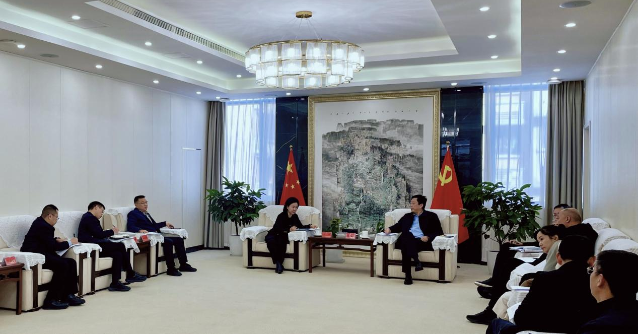 省pg赏金女王单机版试玩平台集团赴龙泉驿区开展交流相助