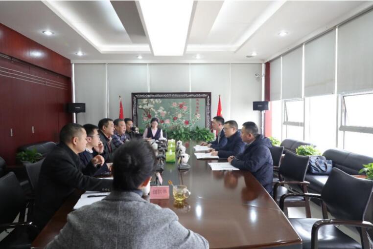 集团向导赴pg赏金女王单机版试玩平台锦弘集团督导向导班子民主生涯会