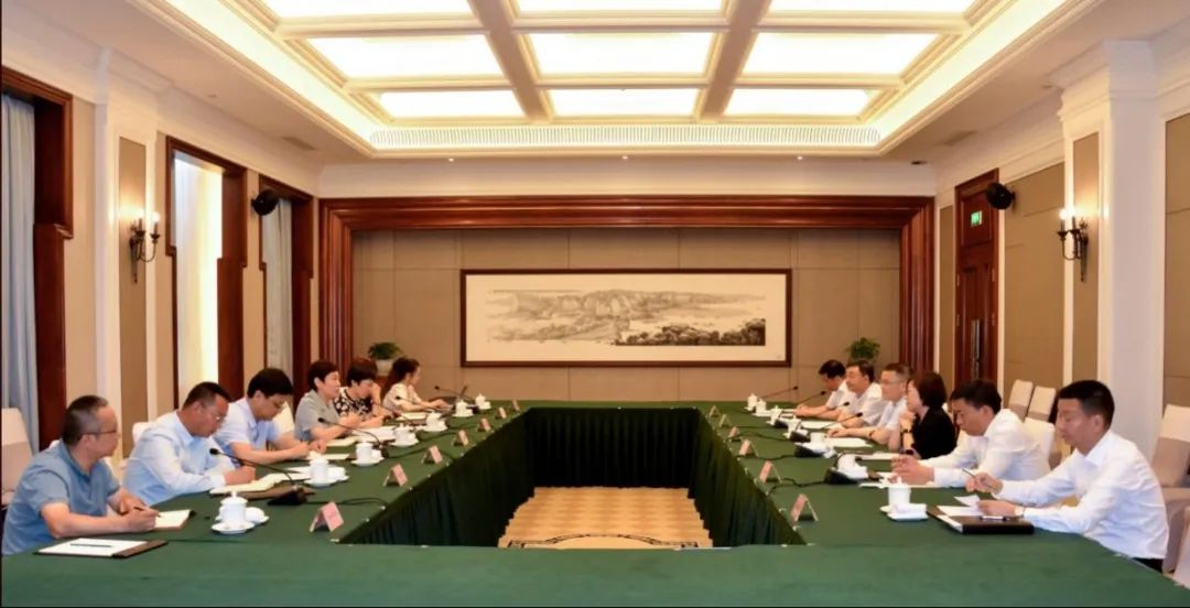 青海pg赏金女王单机版试玩平台委向导到金牛宾馆调研交流