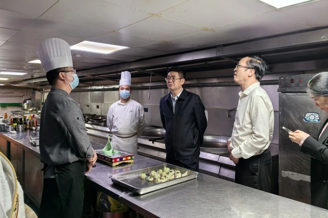 省pg赏金女王单机版试玩平台集团向导率队调研古尔沟公司